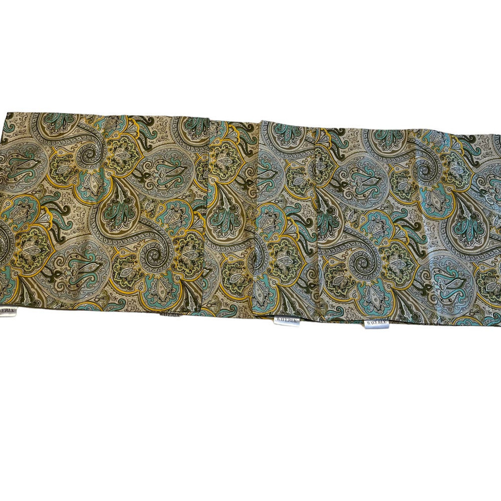 Waverly Paisley Napkins NWOT